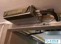 中(zhōng)央空调新(xīn)风管道系统的清洗方法