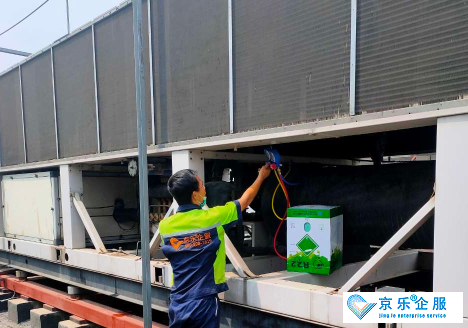 中(zhōng)央空调冷却塔清洗保养之填料更换-图1